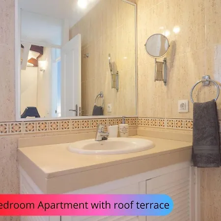 Desirable Rooftop Terrace , 2 Bedroom With Wifi In Costa Adeje Appartement *