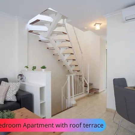 Desirable Rooftop Terrace , 2 Bedroom With Wifi In Costa Adeje Apartment *